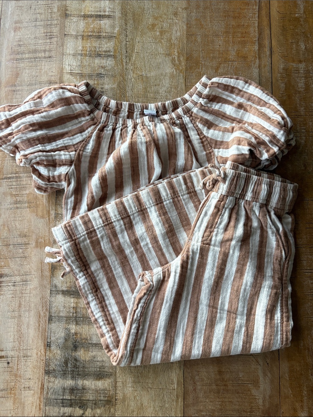 Old Navy Girls Striped Set size XS(5)